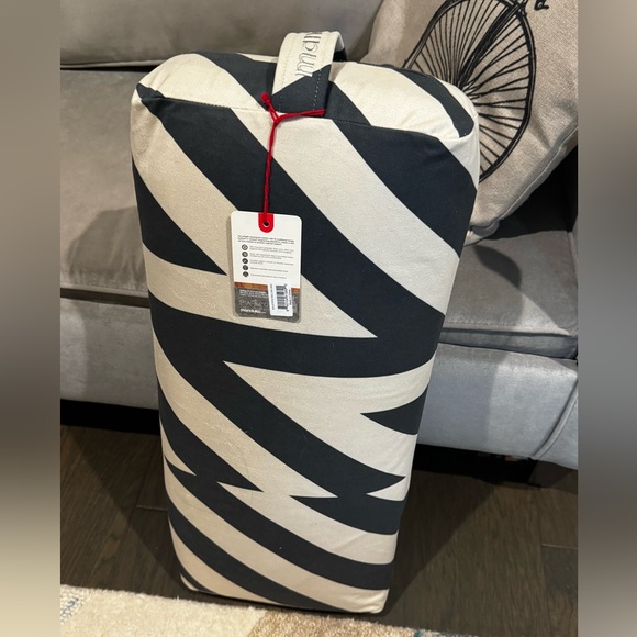 Manduka Enlight Rectangular Yoga Bolster - Picture 6 of 10